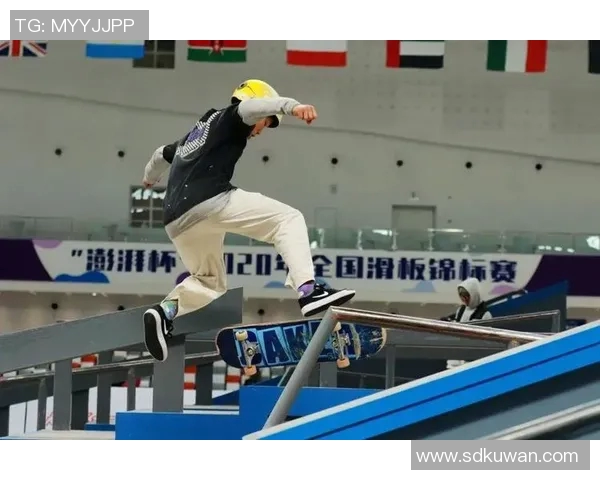 重庆极限运动队在滑板精英赛中以63分稳居积分榜首位